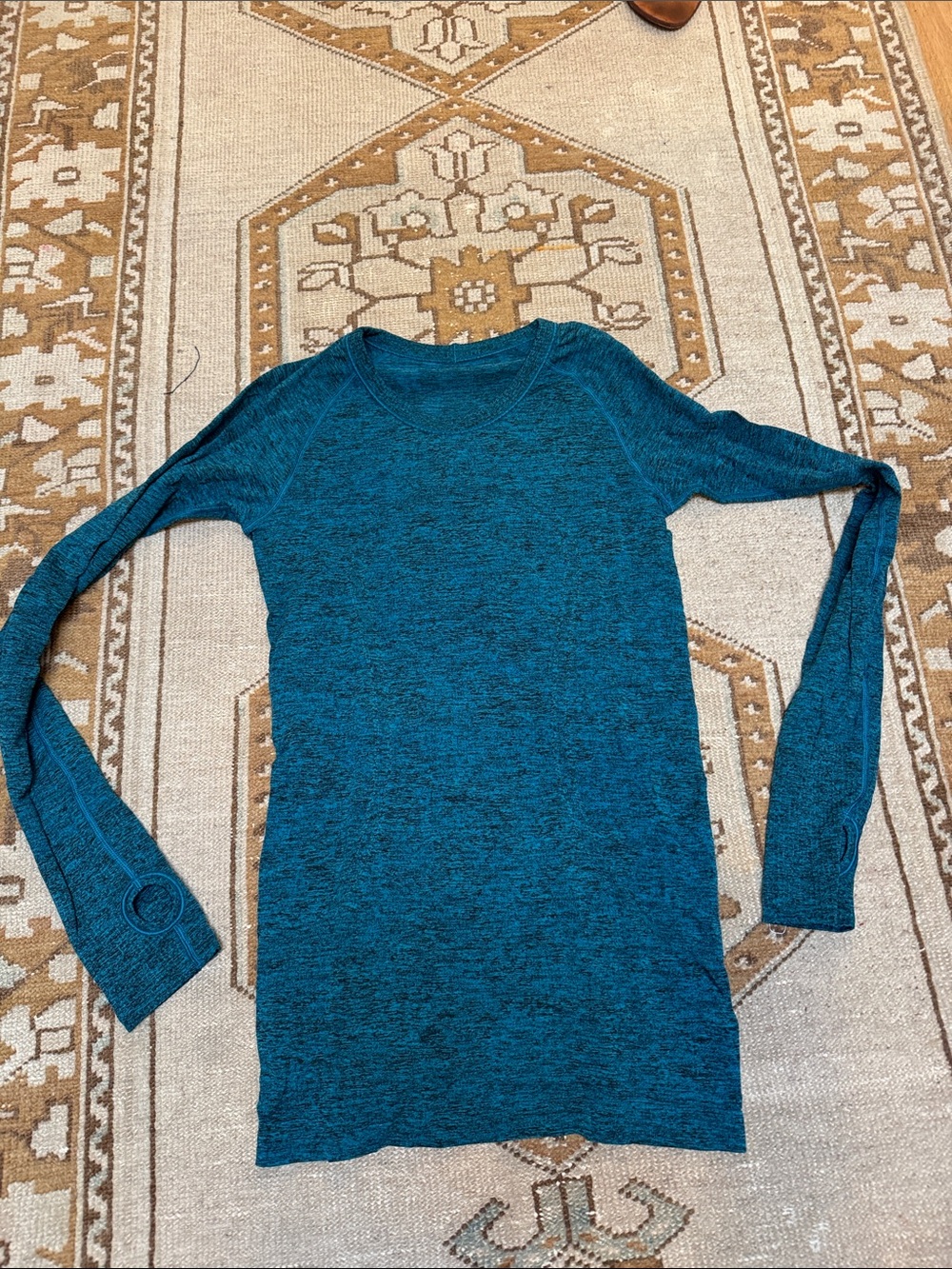 Lululemon Women’s Teal Long Sleeve Sweater Tunic